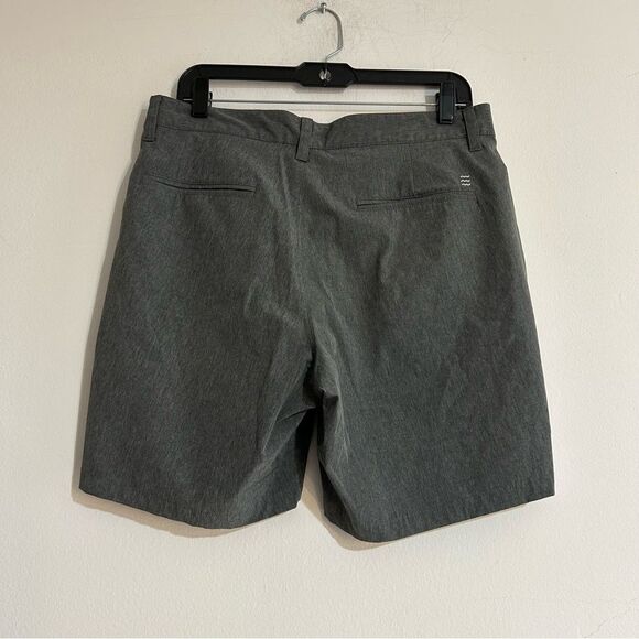 FreeFly Hybrid Short II Heathered Graphite 7" Size 32 Casual Performance - Picture 5 of 10